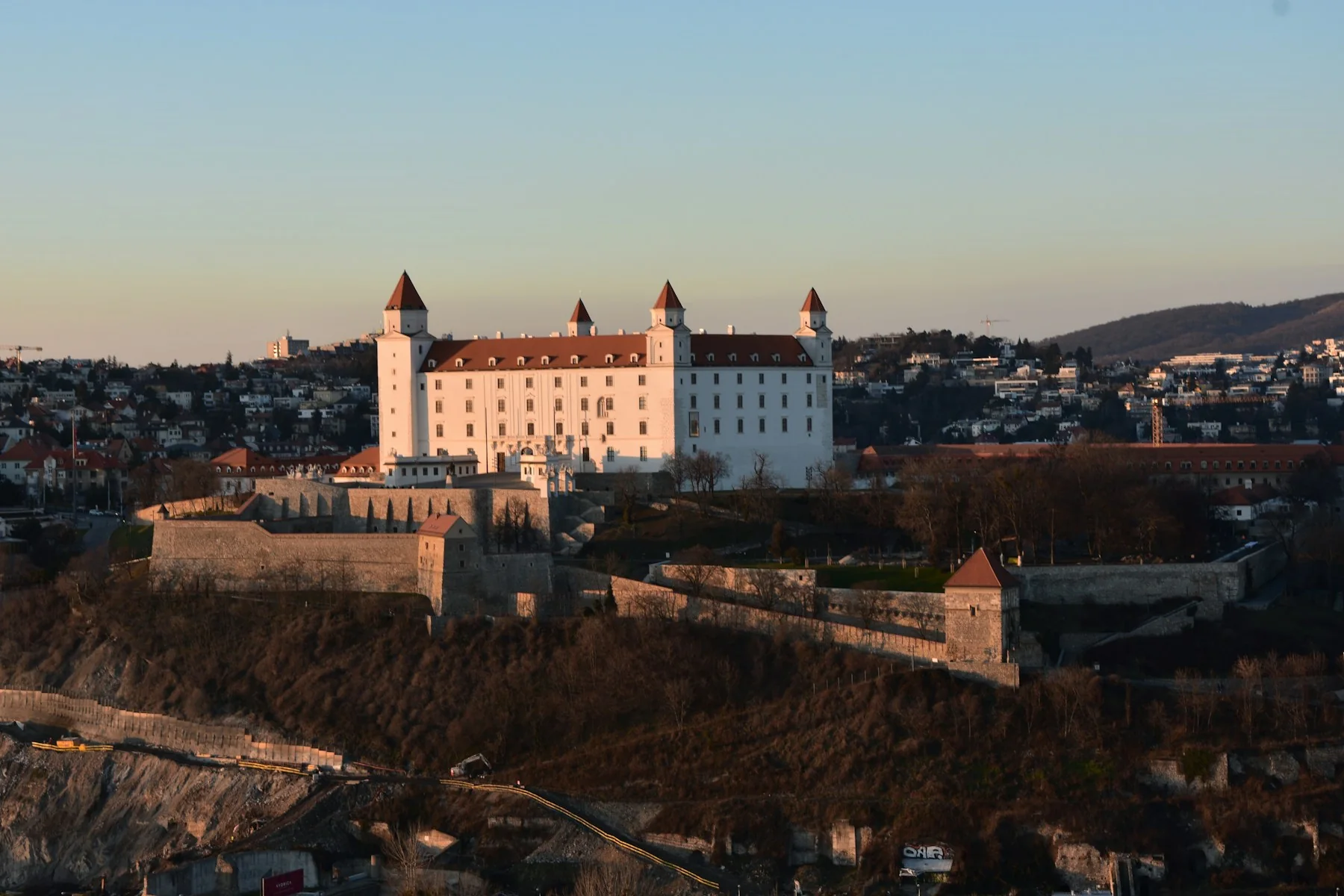 Il Castello di Bratislava affacciato sulla città